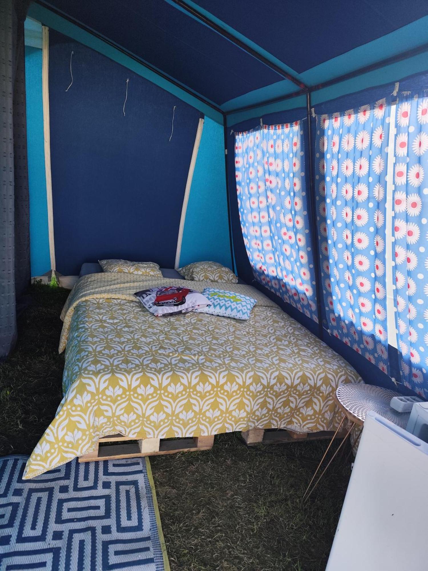 La Billardiere Camping A La Ferme Le Menil-Ciboult 外观 照片